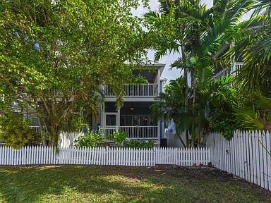 40 Spoonbill Way, Unit 1 Key West, FL 33040 - Photo 28 of 32 Backyard