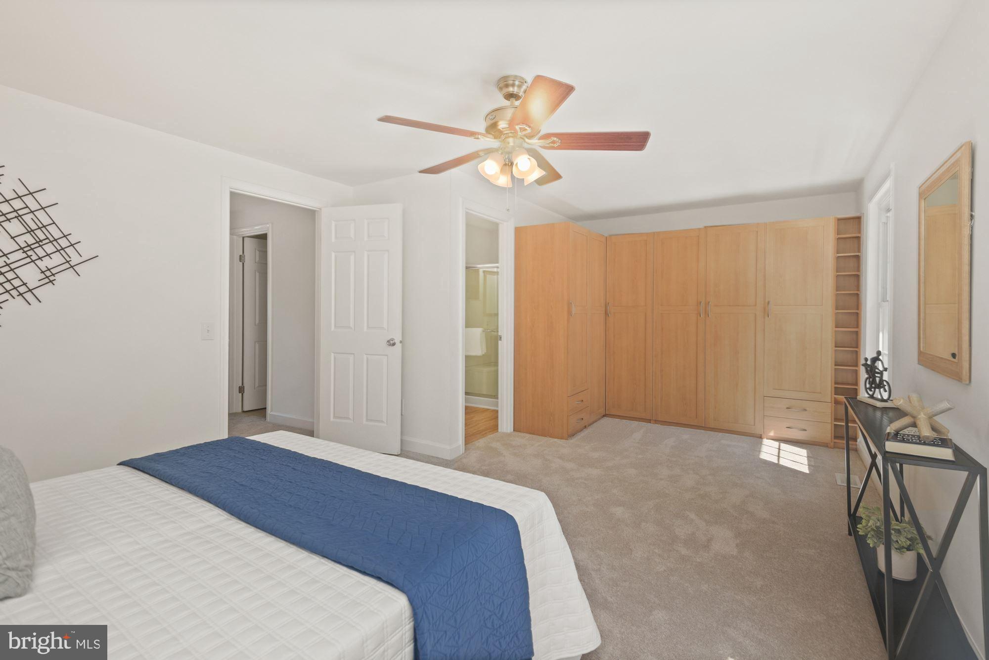 10536 Reed's Landing Circle Burke, VA 22015 - Photo 18 of 30 Gallery Image 18