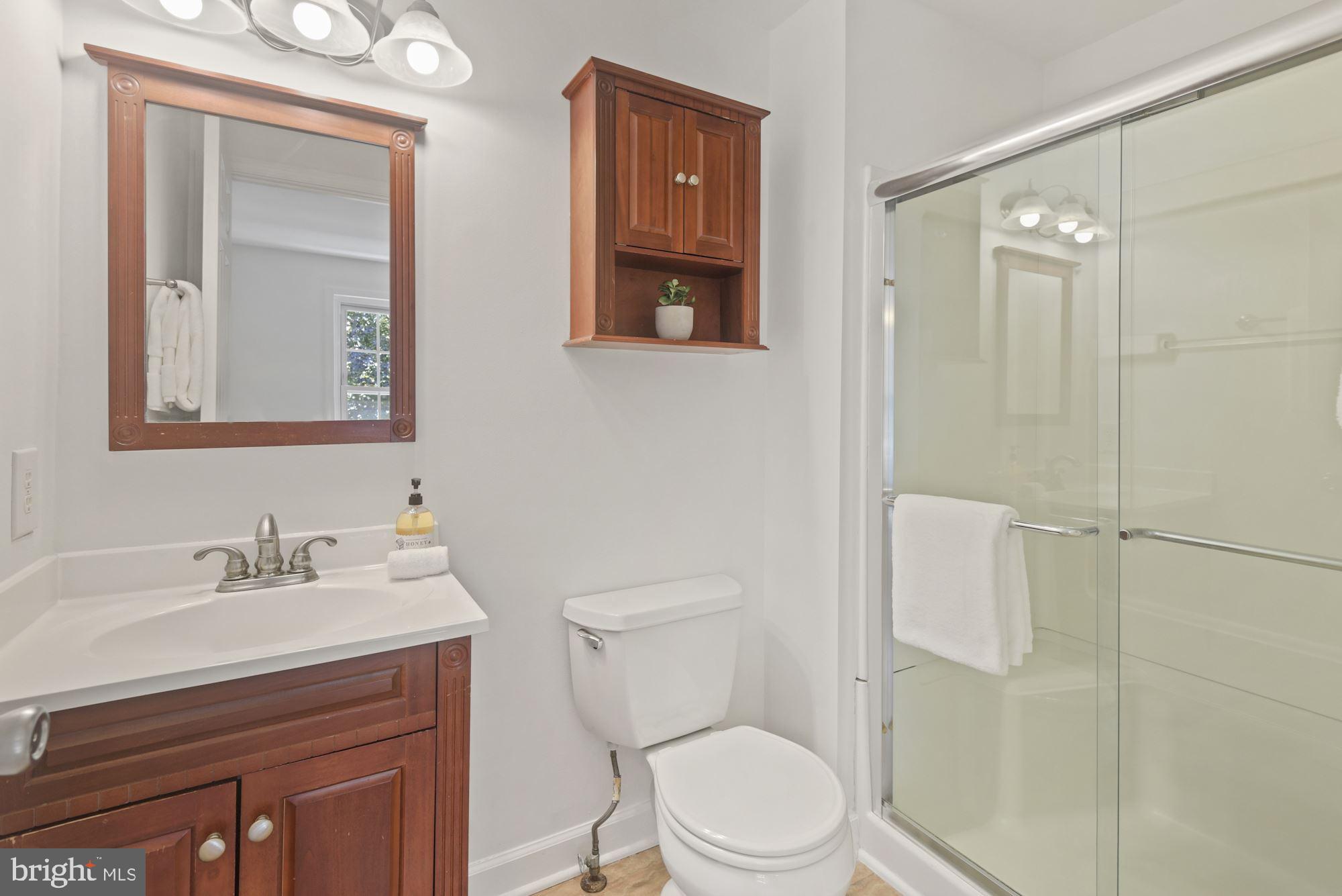 10536 Reed's Landing Circle Burke, VA 22015 - Photo 22 of 30 Gallery Image 22