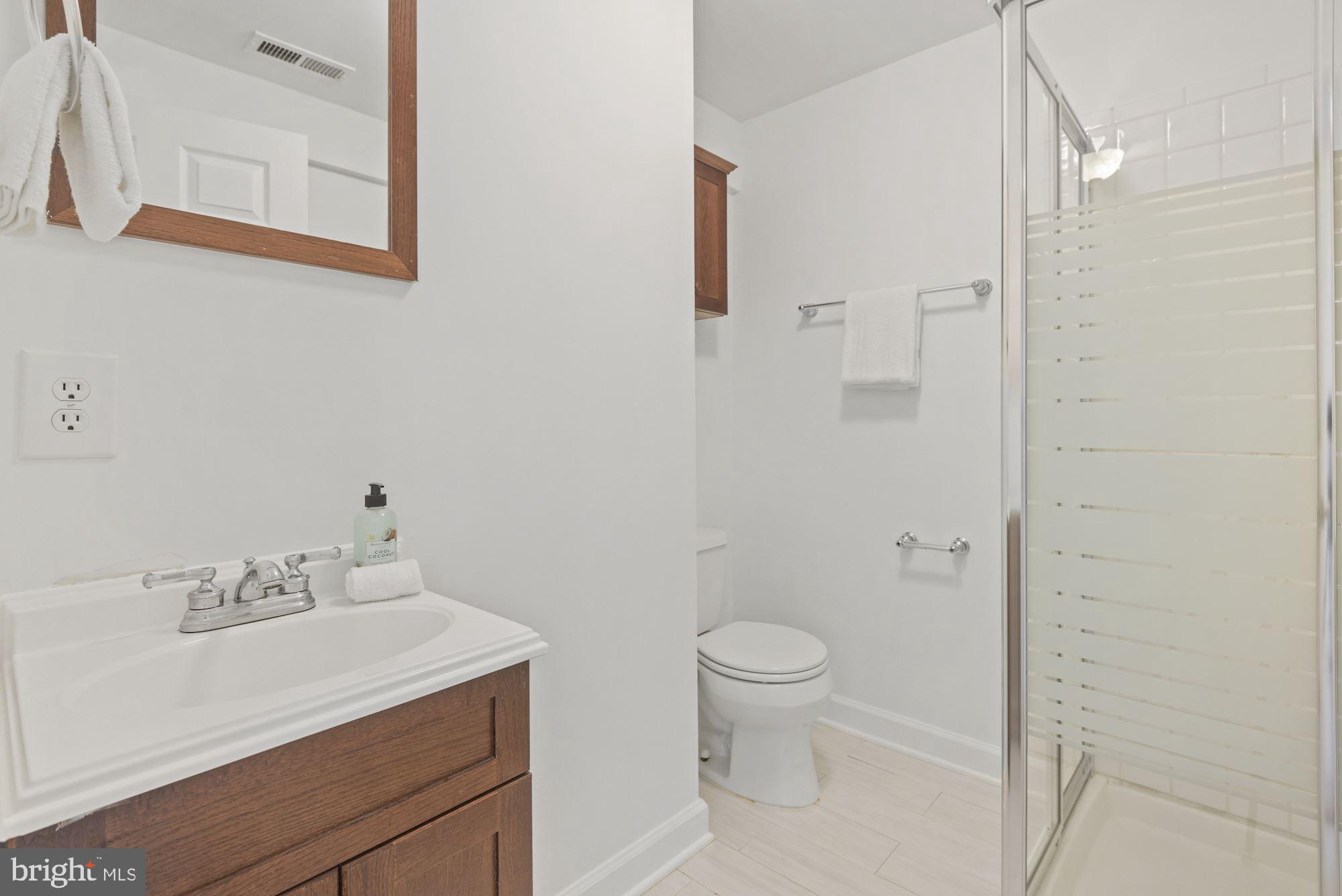 10536 Reed's Landing Circle Burke, VA 22015 - Photo 27 of 30 Gallery Image 27