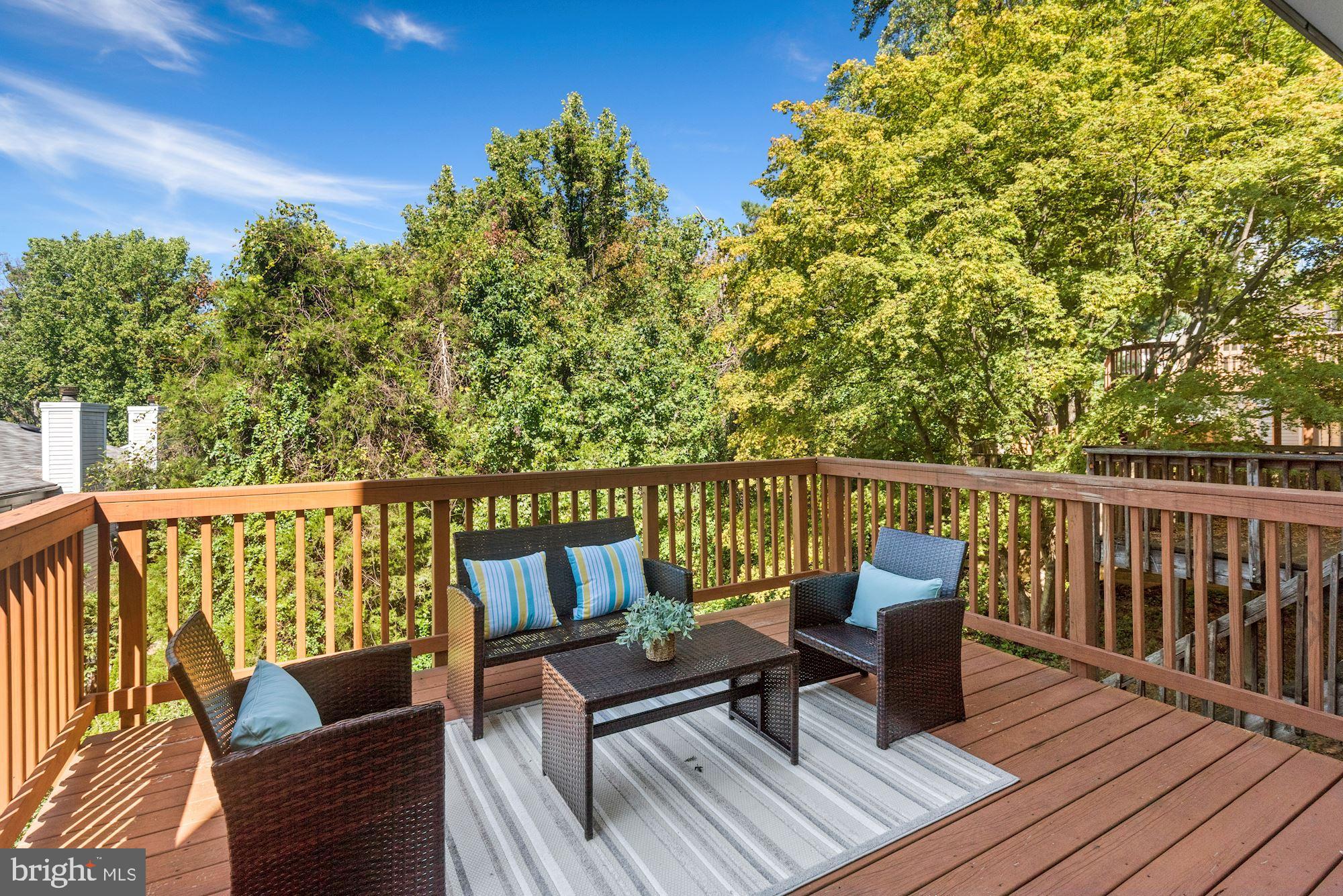 10536 Reed's Landing Circle Burke, VA 22015 - Photo 7 of 30 Gallery Image 7