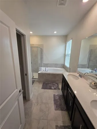$2,600 | 5574 Bakewell Place, St. Cloud, FL 34771