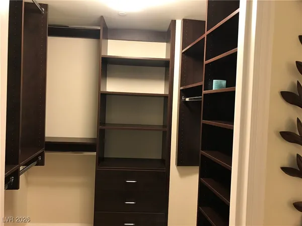 $2,100 | 322 Karen Avenue, Unit 1705, Las Vegas, NV 89109