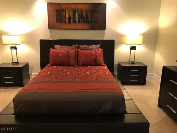 $2,100 | 322 Karen Avenue, Unit 1705, Las Vegas, NV 89109