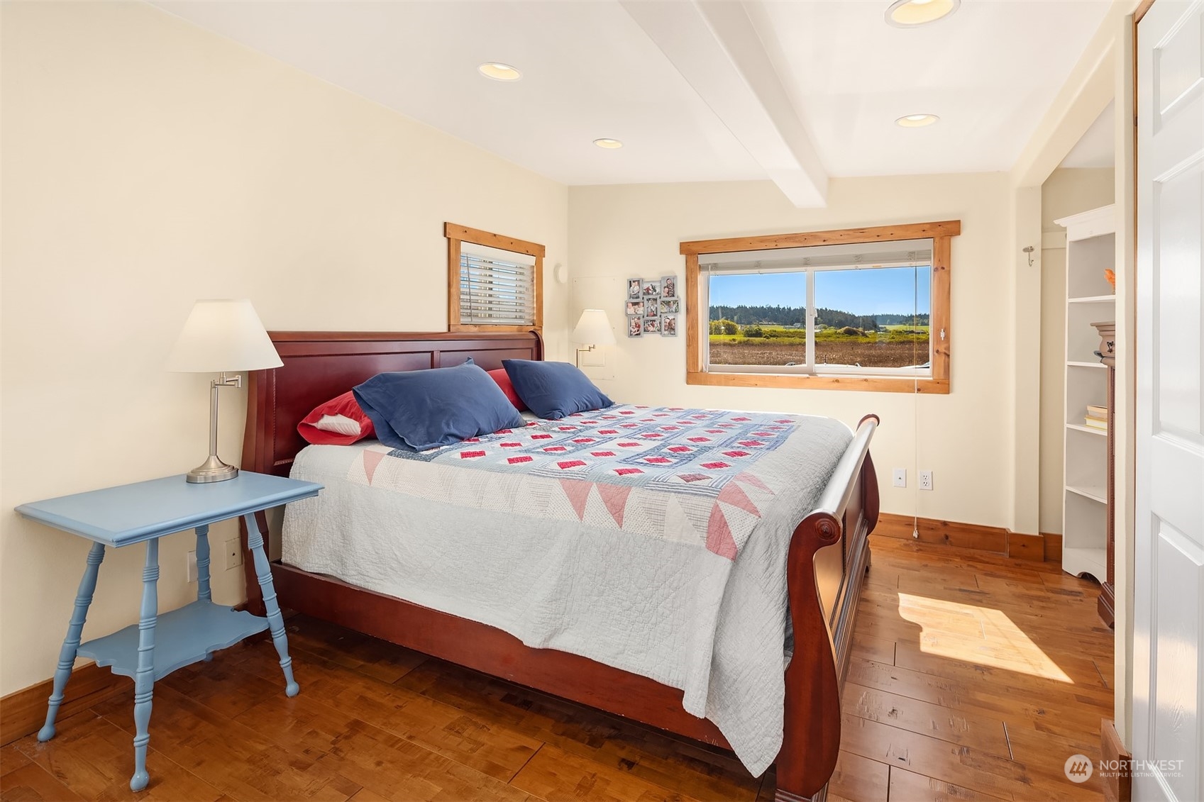 2649 West Beach Road Oak Harbor, WA 98277 - Photo 19 of 40 Gallery Image 19
