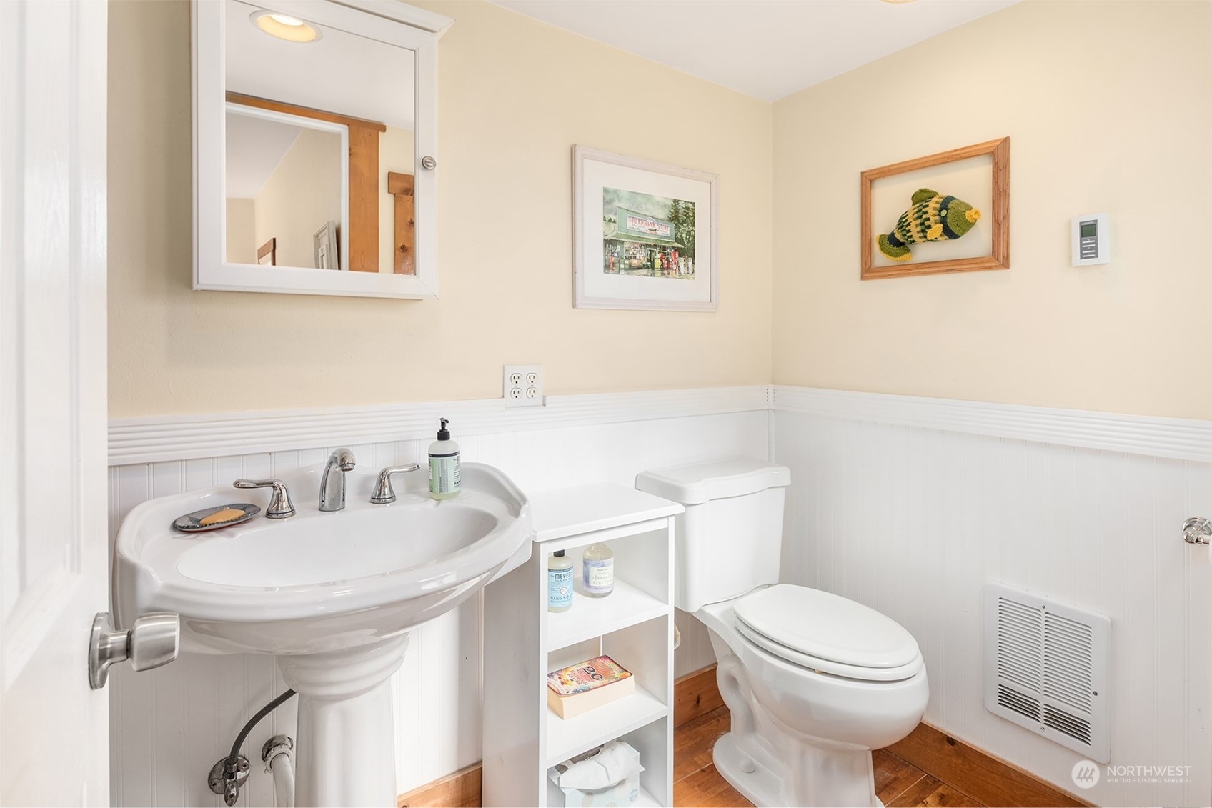 2649 West Beach Road Oak Harbor, WA 98277 - Photo 21 of 40 Gallery Image 21