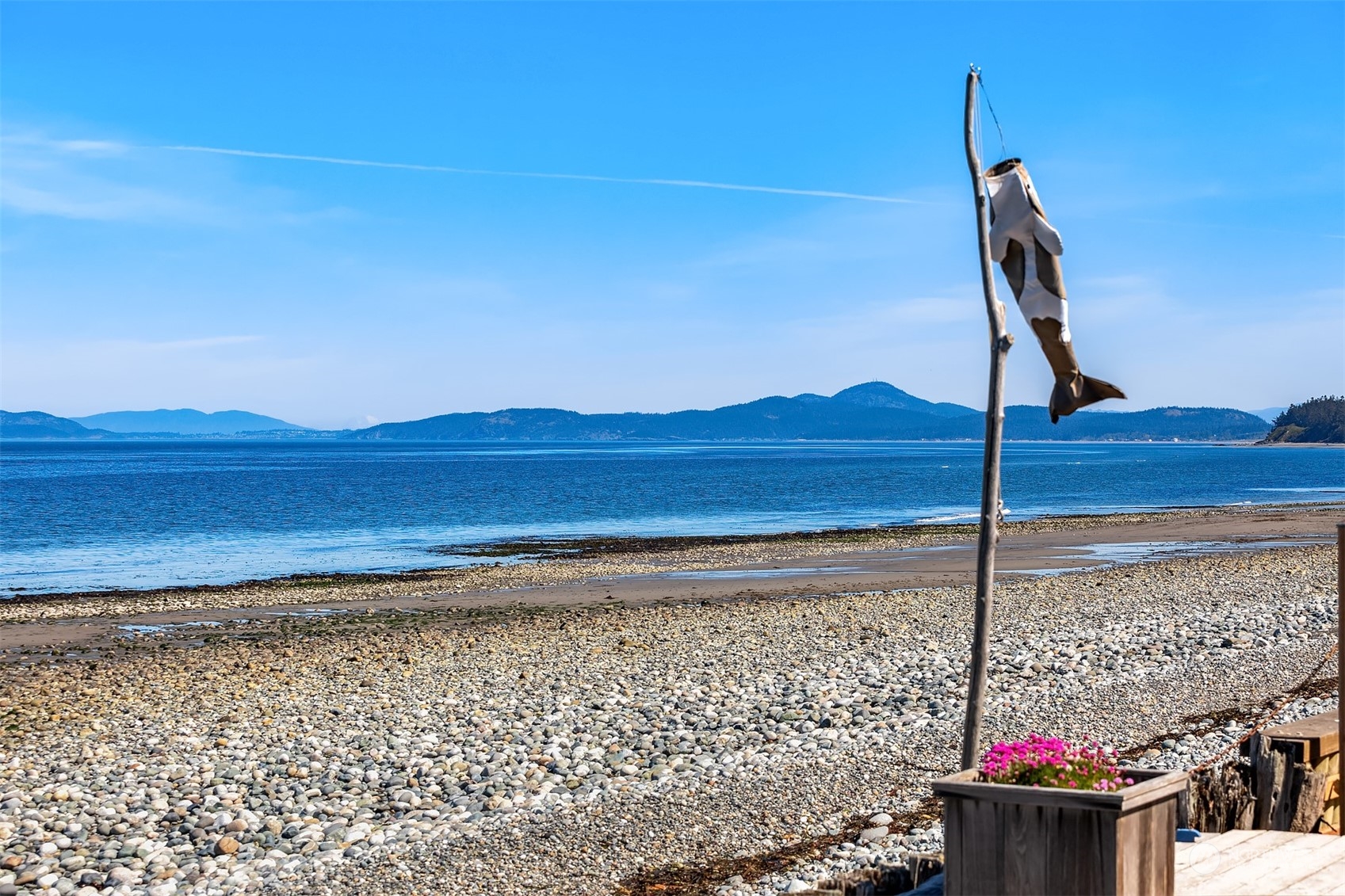 2649 West Beach Road Oak Harbor, WA 98277 - Photo 24 of 40 Gallery Image 24