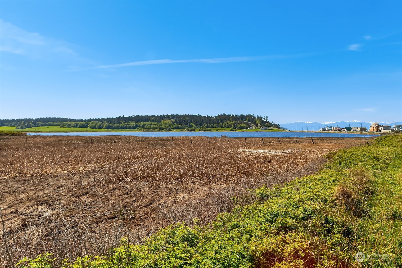 2649 West Beach Road Oak Harbor, WA 98277 - Photo 37 of 40 Gallery Image 37