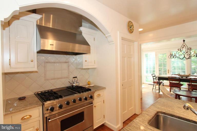 9121 Burning Tree Road Bethesda, MD 20817 - Photo 15 of 20 Kitchen #2