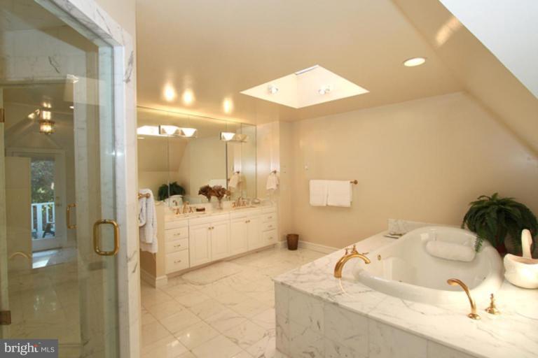 9121 Burning Tree Road Bethesda, MD 20817 - Photo 17 of 20 Master Bath