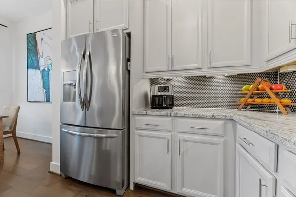 $3,950 | 10930 Brambling Drive, Houston, TX 77043