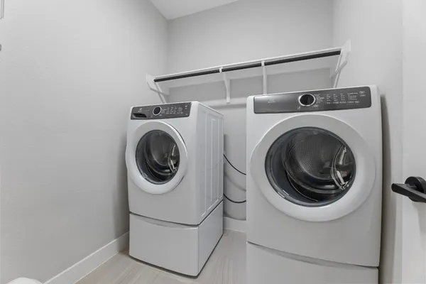 $3,950 | 10930 Brambling Drive, Houston, TX 77043