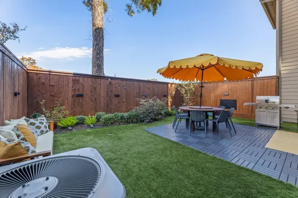 $3,950 | 10930 Brambling Drive, Houston, TX 77043