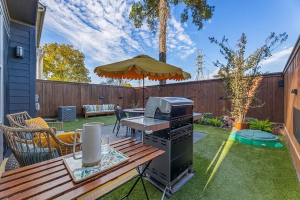 $3,950 | 10930 Brambling Drive, Houston, TX 77043