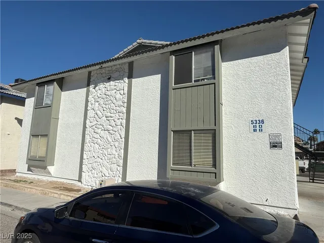$1,320 | 5336 Mancos Court, Unit 2, Las Vegas, NV 89119