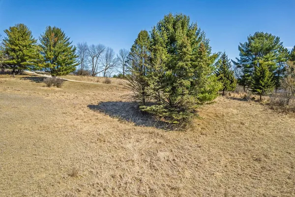 $30,000 | 422 Summit Point Drive, La Valle, WI 53941