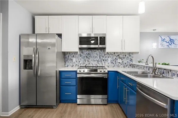 $510,000 | 30481 Edge View Drive, Rocky Mount, MO 65072