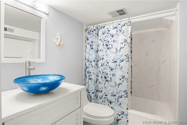 $510,000 | 30481 Edge View Drive, Rocky Mount, MO 65072