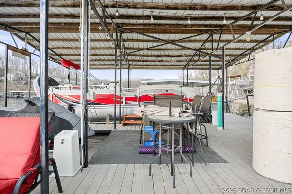 $510,000 | 30481 Edge View Drive, Rocky Mount, MO 65072