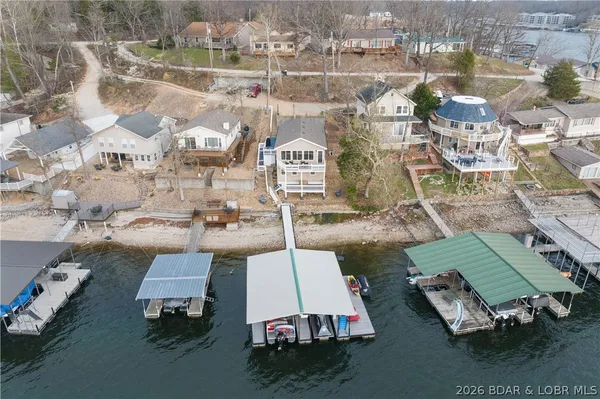 $510,000 | 30481 Edge View Drive, Rocky Mount, MO 65072