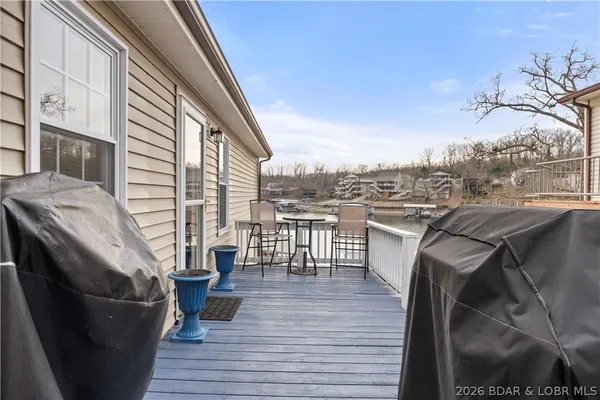 $510,000 | 30481 Edge View Drive, Rocky Mount, MO 65072