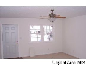 3304 Mars Avenue Springfield, IL 62707 - Photo 2 of 9