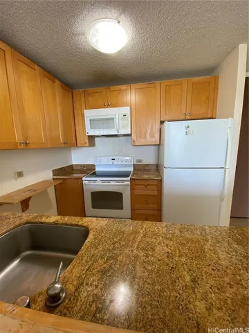 $2,575 | 98-410 Koauka Loop, Unit 31C, Aiea, HI 96701