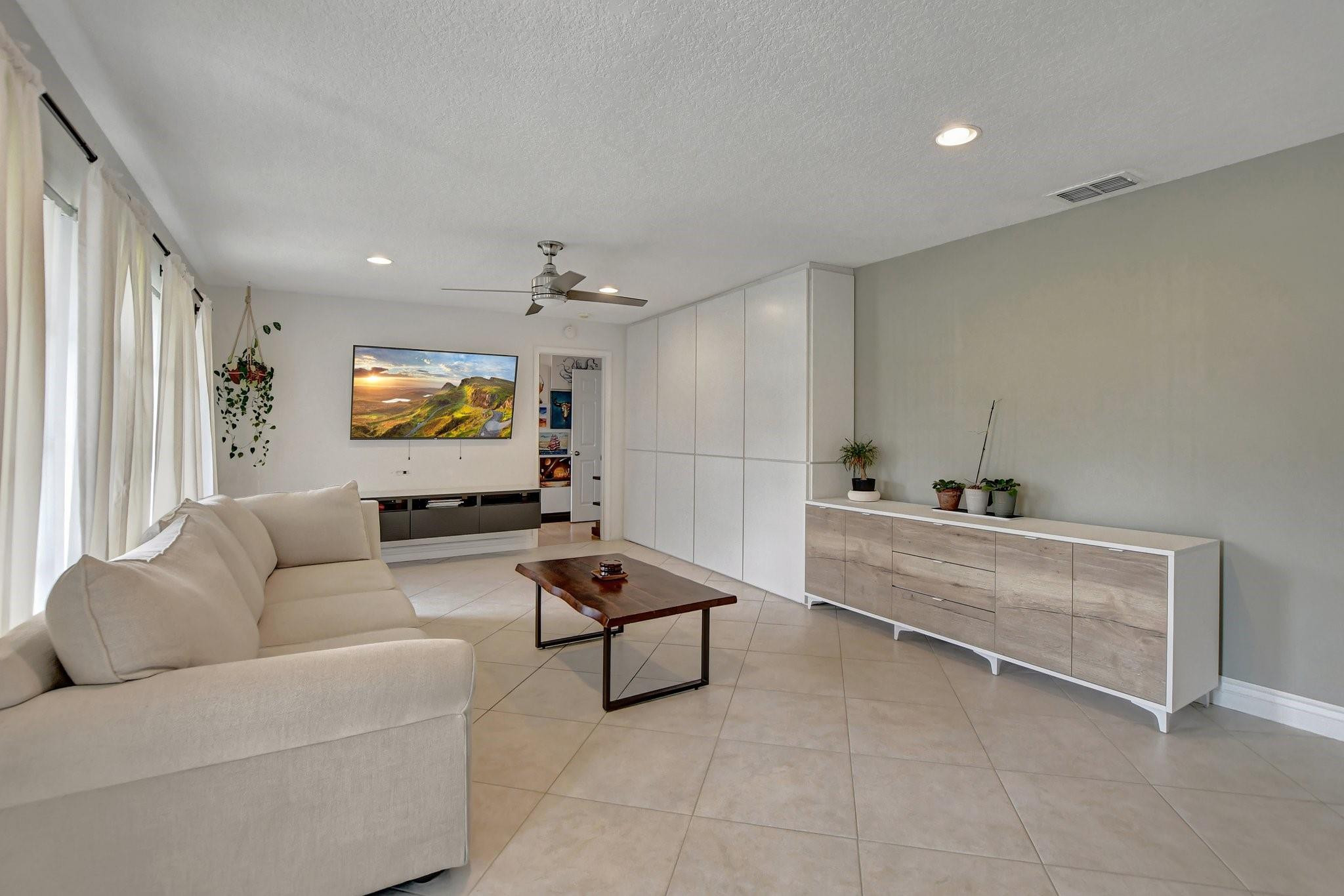 22076 Acapulco Court Boca Raton, FL 33428 - Photo 5 of 56 Photo 5