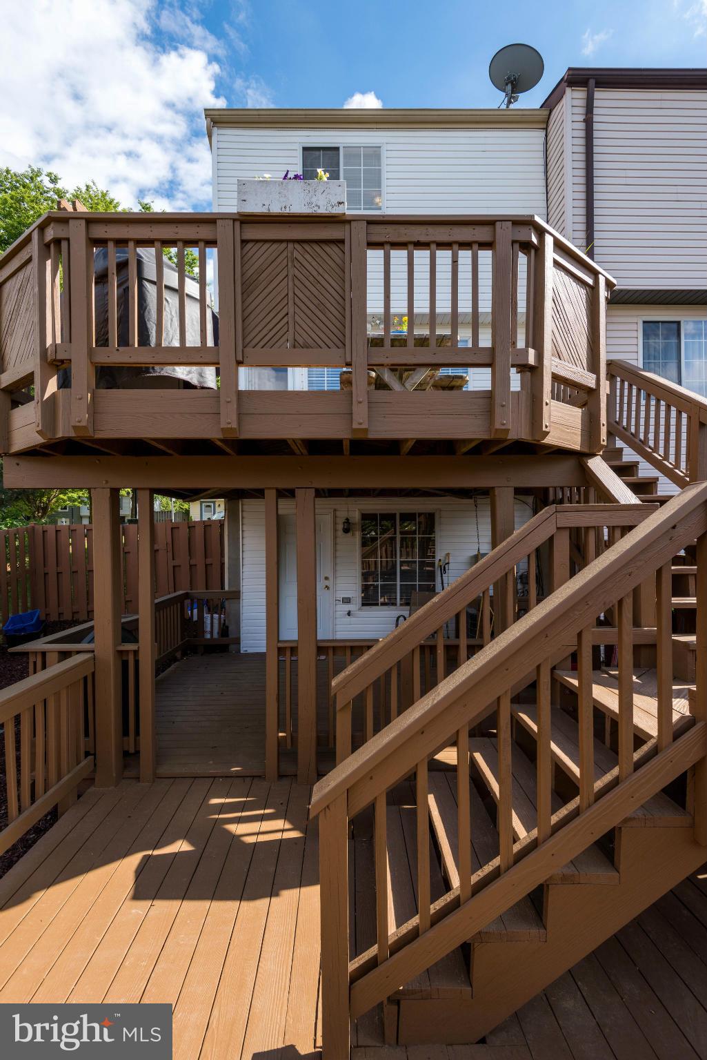 8300 Bark Tree Court Springfield, VA 22153 - Photo 22 of 24 View of rear decks