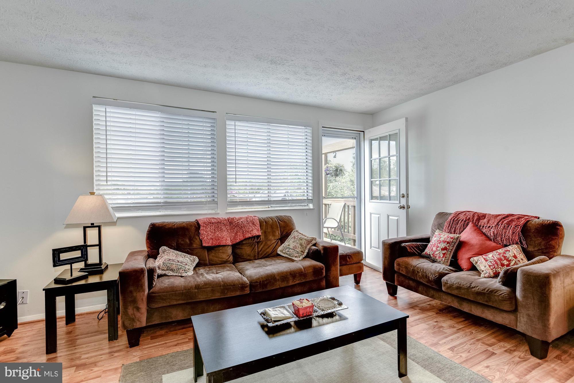 8300 Bark Tree Court Springfield, VA 22153 - Photo 10 of 24 Living Room