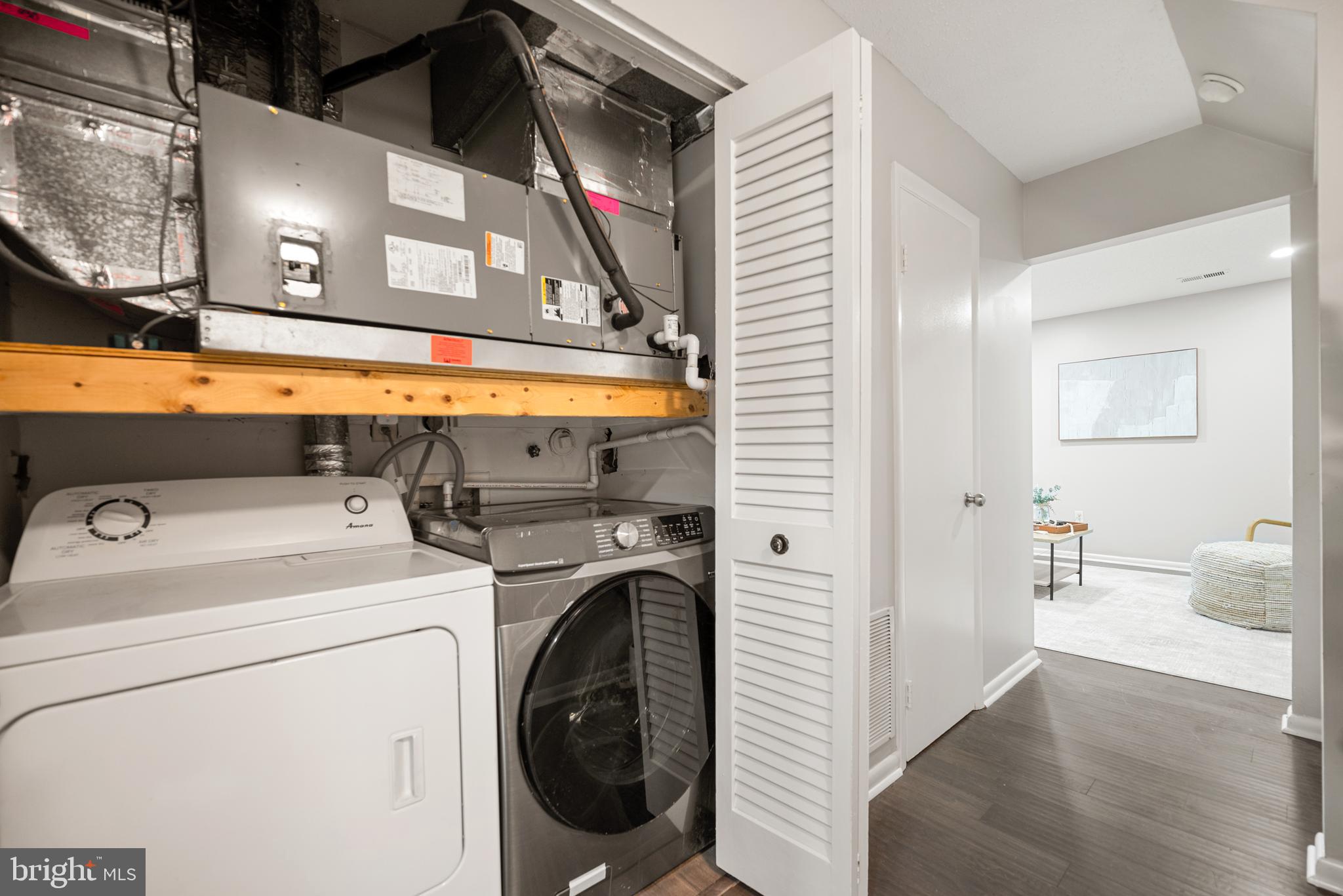 2549 Fox Ridge Court, Unit 68 Woodbridge, VA 22192 - Photo 13 of 33 Laundry