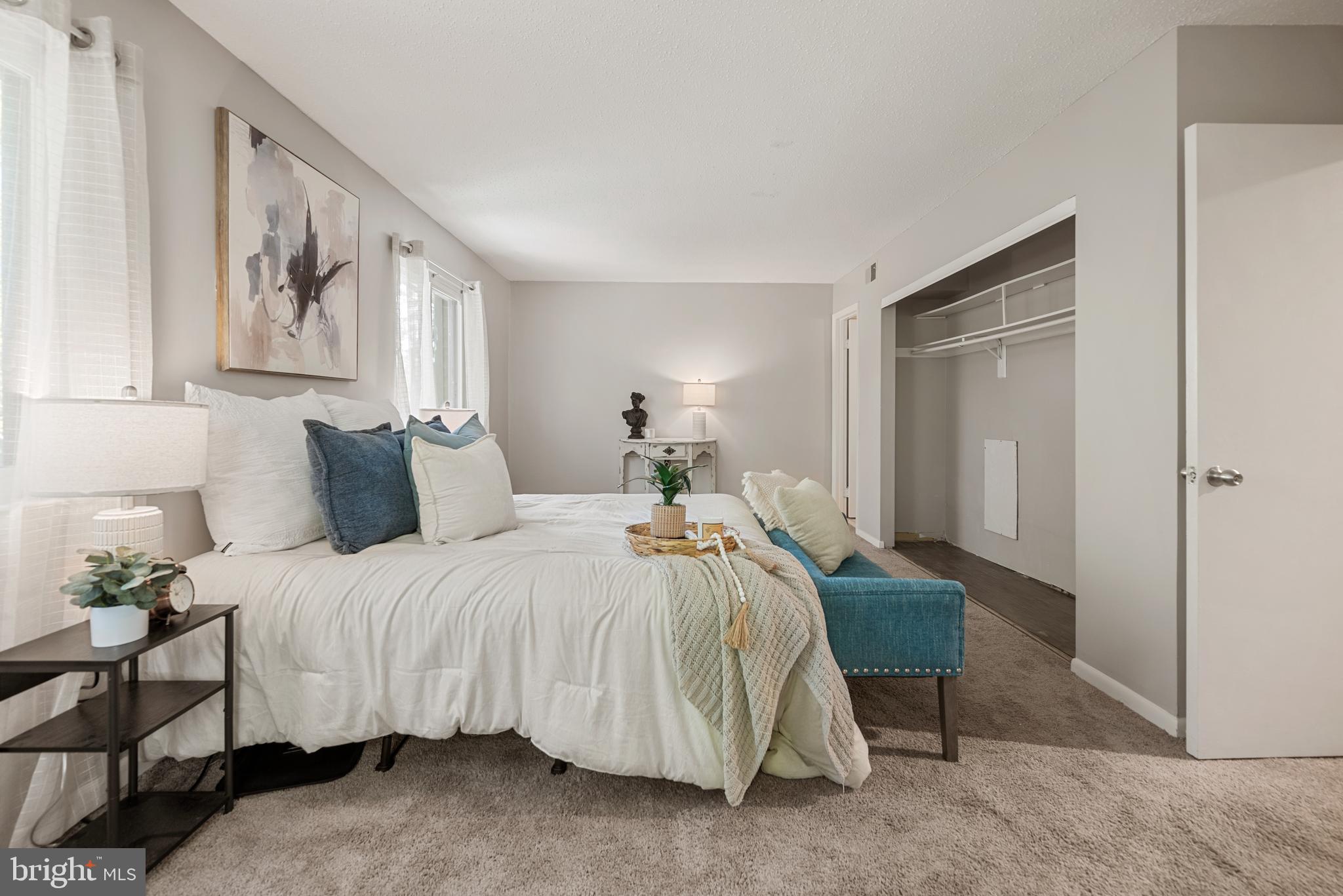 2549 Fox Ridge Court, Unit 68 Woodbridge, VA 22192 - Photo 17 of 33 Primary Bedroom Suite