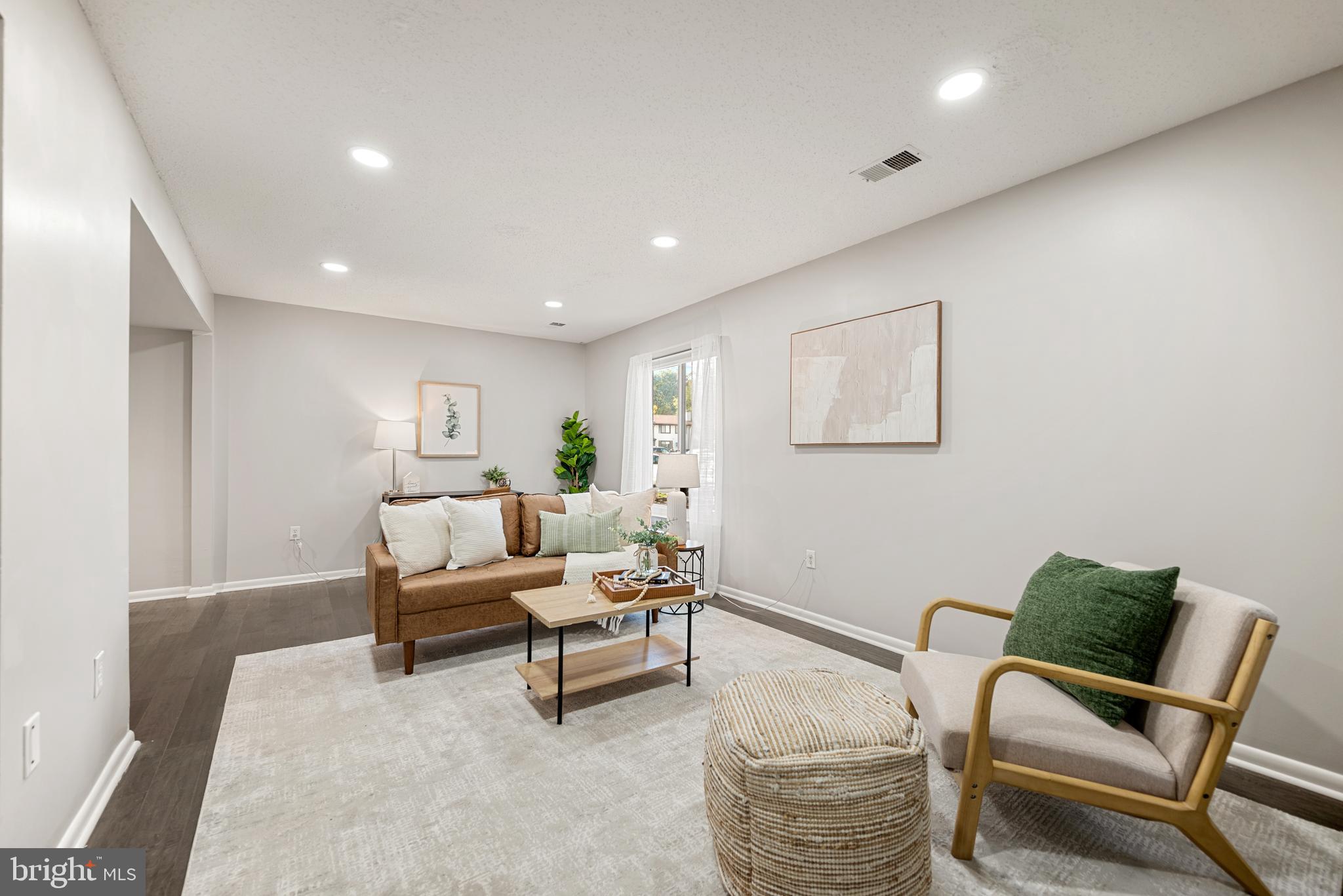 2549 Fox Ridge Court, Unit 68 Woodbridge, VA 22192 - Photo 3 of 33 Light-Filled Living Room
