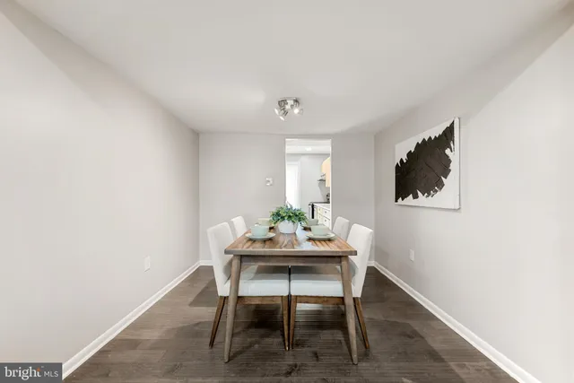 $350,000 | 2549 Fox Ridge Court, Unit 68, Woodbridge, VA 22192