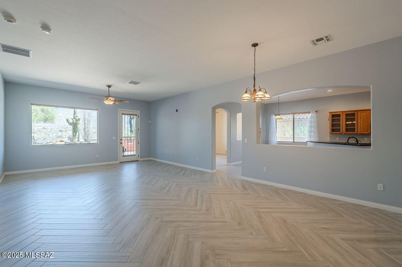 15114 North Rugged Lark Drive Tucson, AZ 85739 - Photo 8 of 49