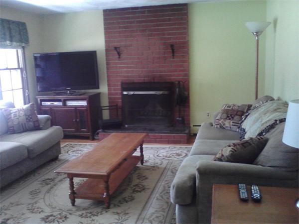 11 Chatham Road Chelmsford, MA 01824 - Photo 4 of 6 Gallery Image 4