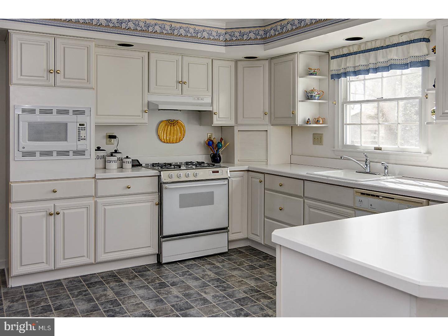 615 Salina Road Sewell, NJ 08080 - Photo 13 of 25 Gallery Image 13