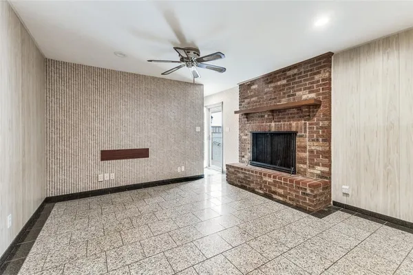 $3,500 | 9210 Larchwood Drive, Dallas, TX 75238