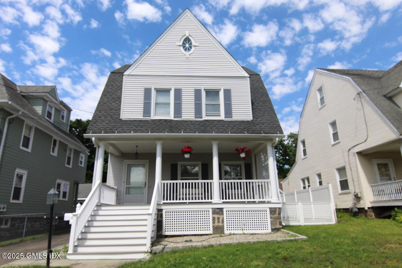 32 Ridge Street