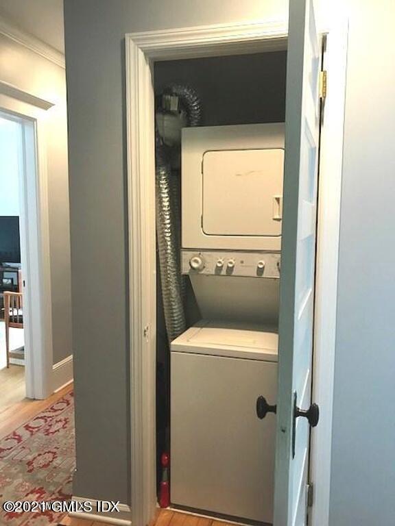 32 Ridge Street, Unit 2 Greenwich, CT 06830 - Photo 5 of 19 a utility room with dryer and washer