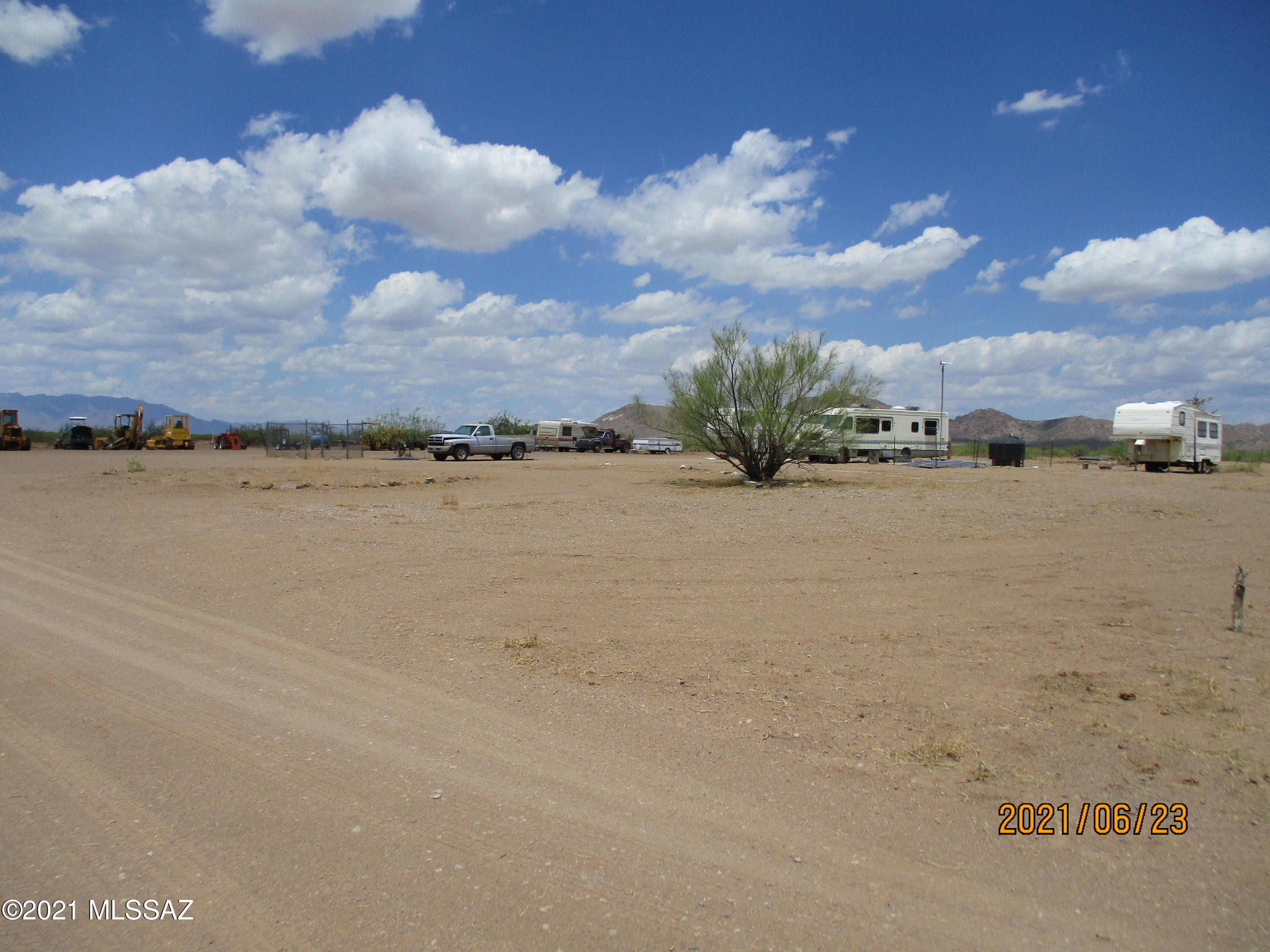 5361 North Adobe Road Willcox, AZ 85643 - Photo 3 of 19