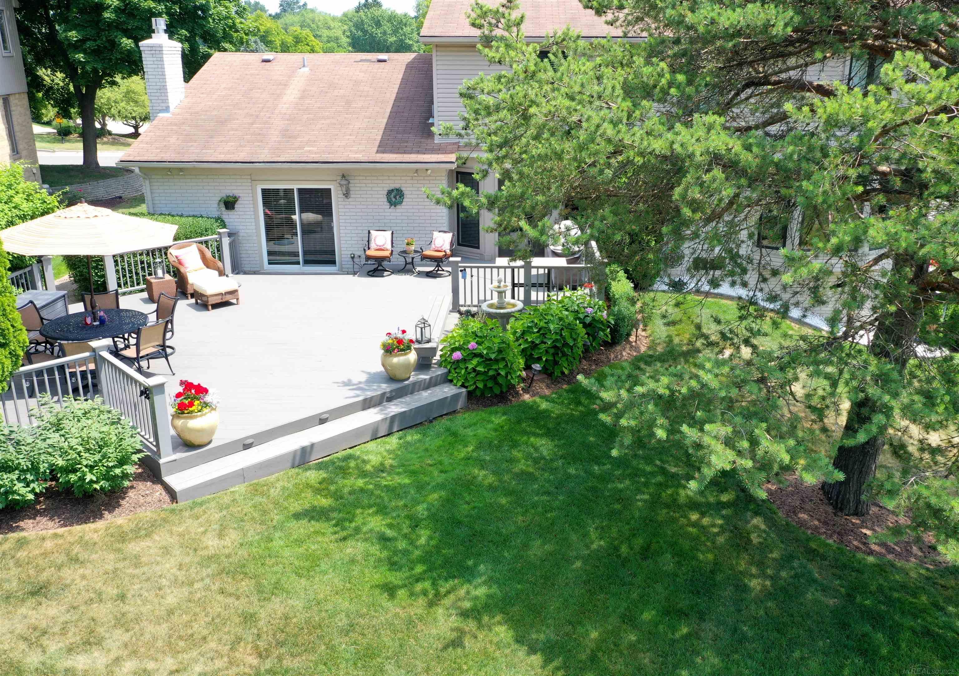 763 East Brookwood Rochester Hills Rochester, MI 48309 - Photo 7 of 60