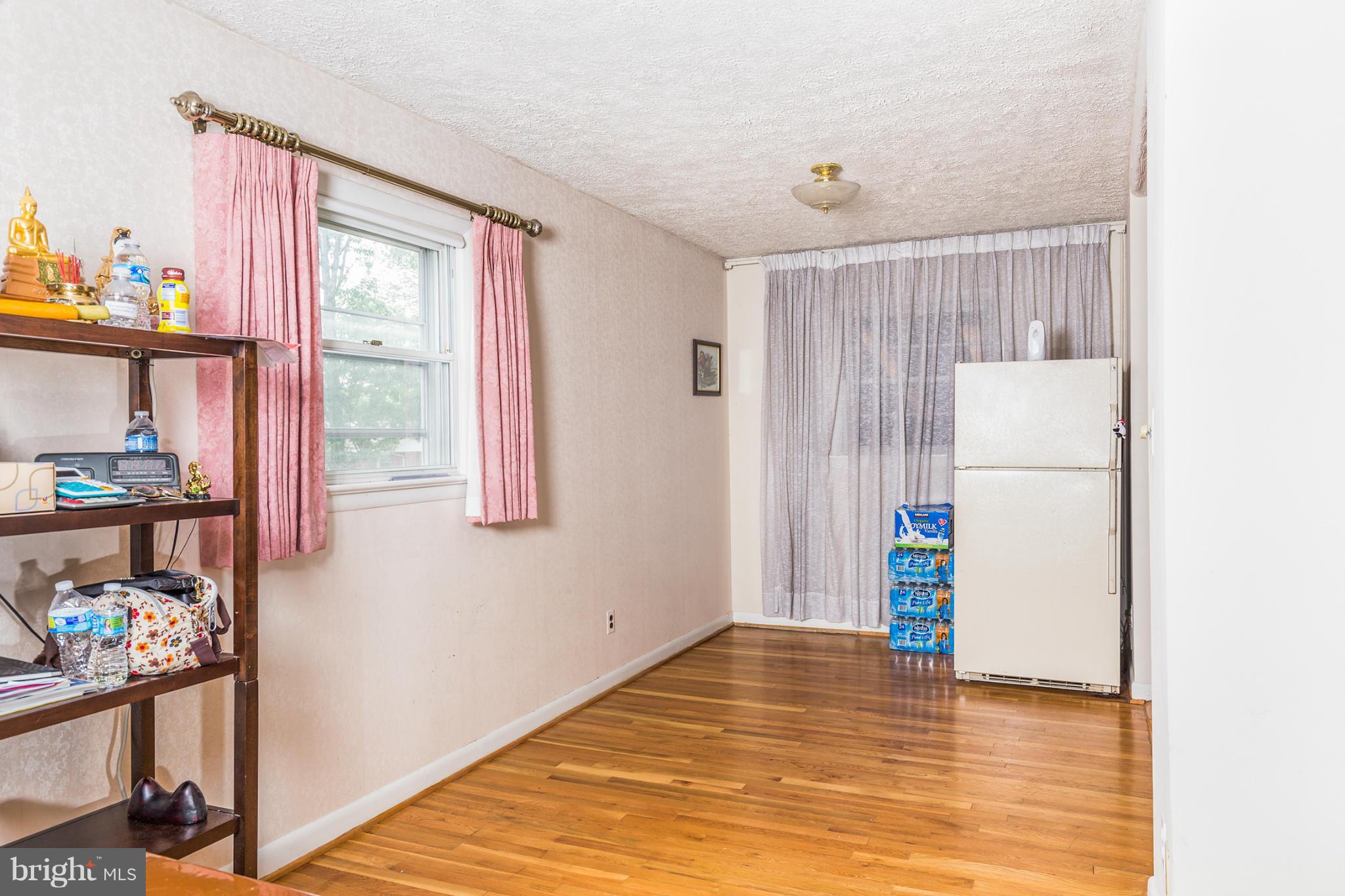 6927 Ruskin Street Springfield, VA 22150 - Photo 12 of 30 Dining Room