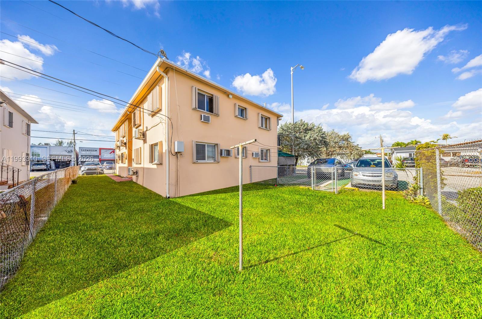 955 West 23rd Street Hialeah, FL 33010 - Photo 13 of 30