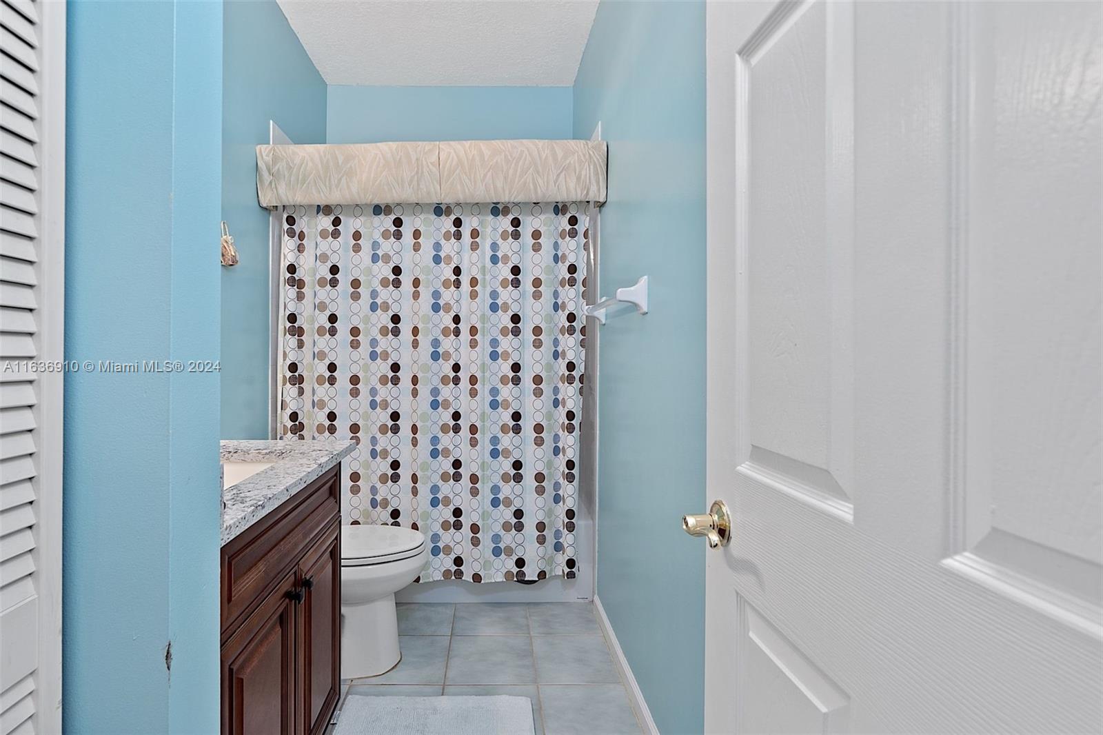 1274 Olympic Circle Greenacres, FL 33413 - Photo 18 of 34