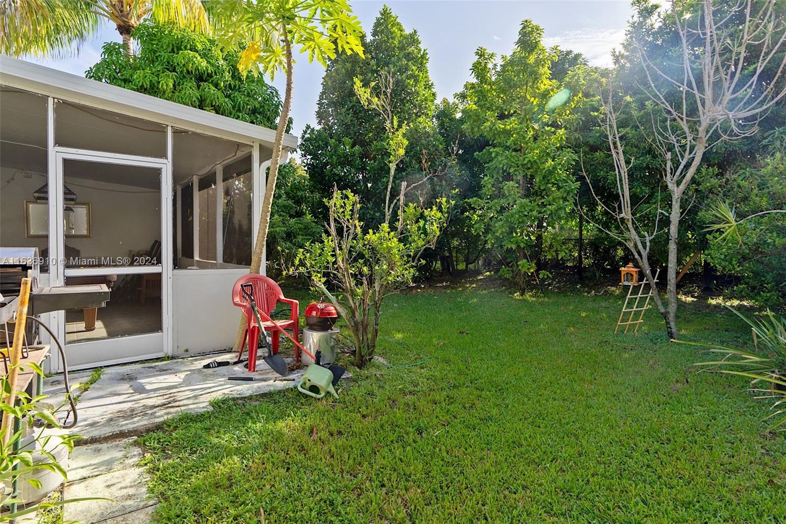 1274 Olympic Circle Greenacres, FL 33413 - Photo 28 of 34