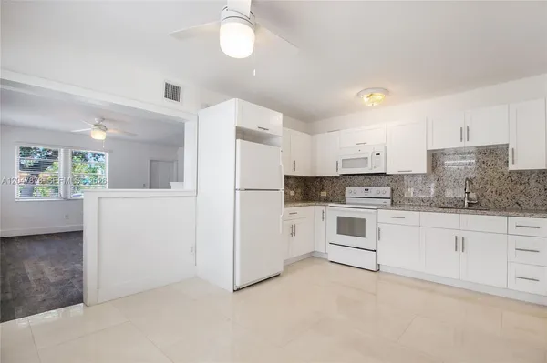 $3,950 | 2352 Southwest 26th Lane, Miami, FL 33133