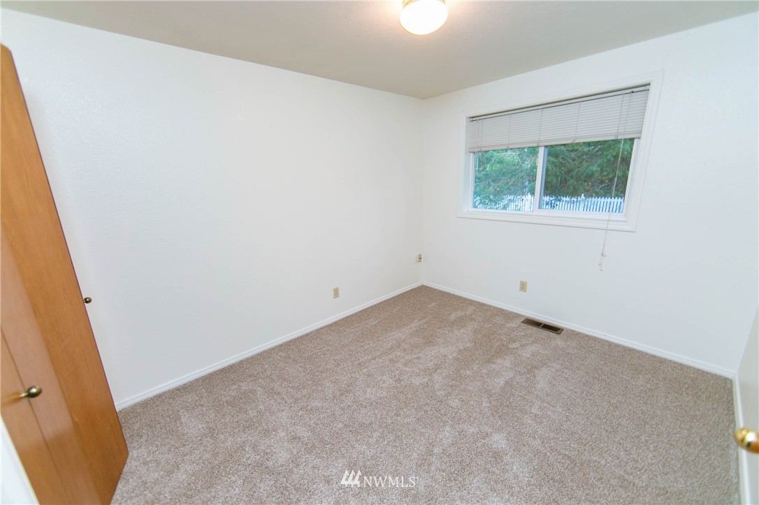 1335 McLeod Road Bellingham, WA 98226 - Photo 16 of 25