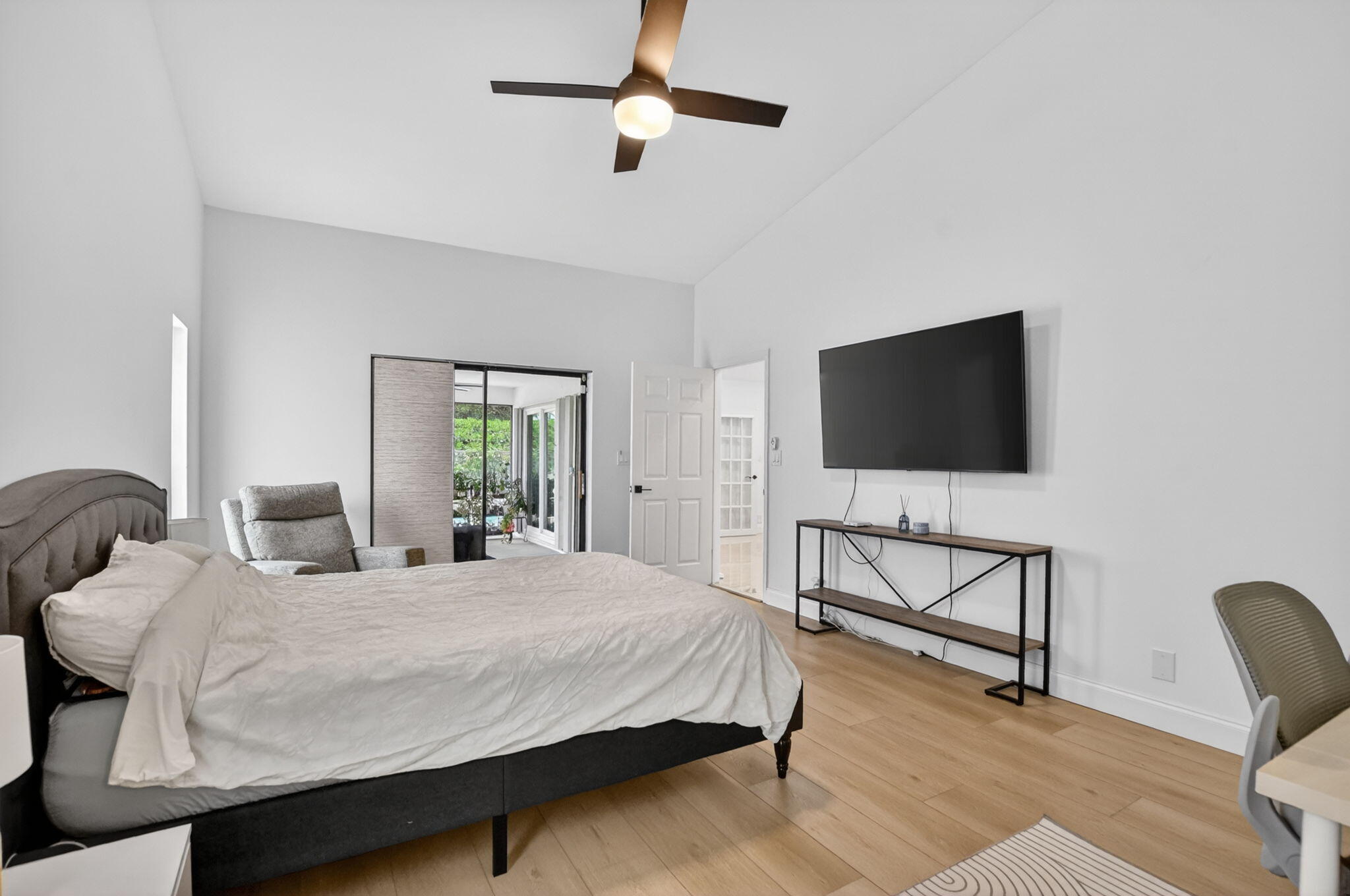 19700 Sedgefield Terrace Boca Raton, FL 33498 - Photo 20 of 61 21-web-or-mls-DSC_6822