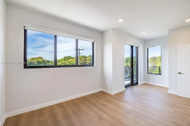 $5,100 | 1376 Southwest 4th Street, Unit 401, Miami, FL 33135